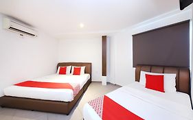 Super Oyo 246 Link Inn
